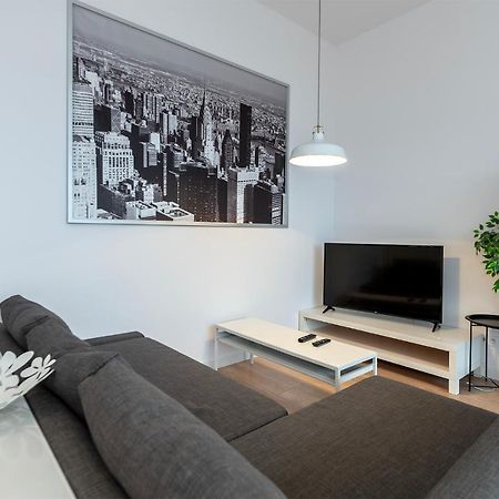 Penthouse With A View Of Lodz & Free Parking Apartment Exterior photo